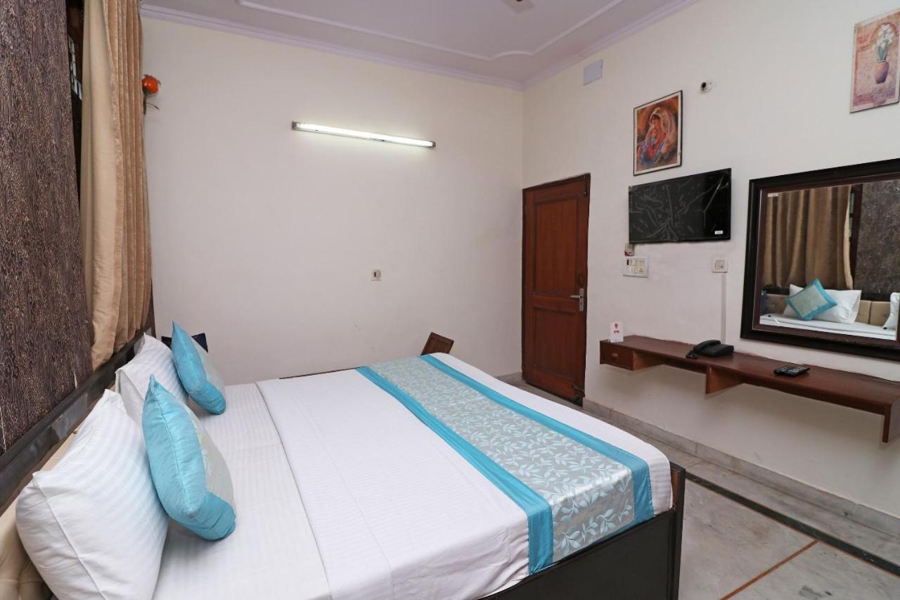 Hari Villa Residency --Near Noida Indoor Stadium מראה חיצוני תמונה